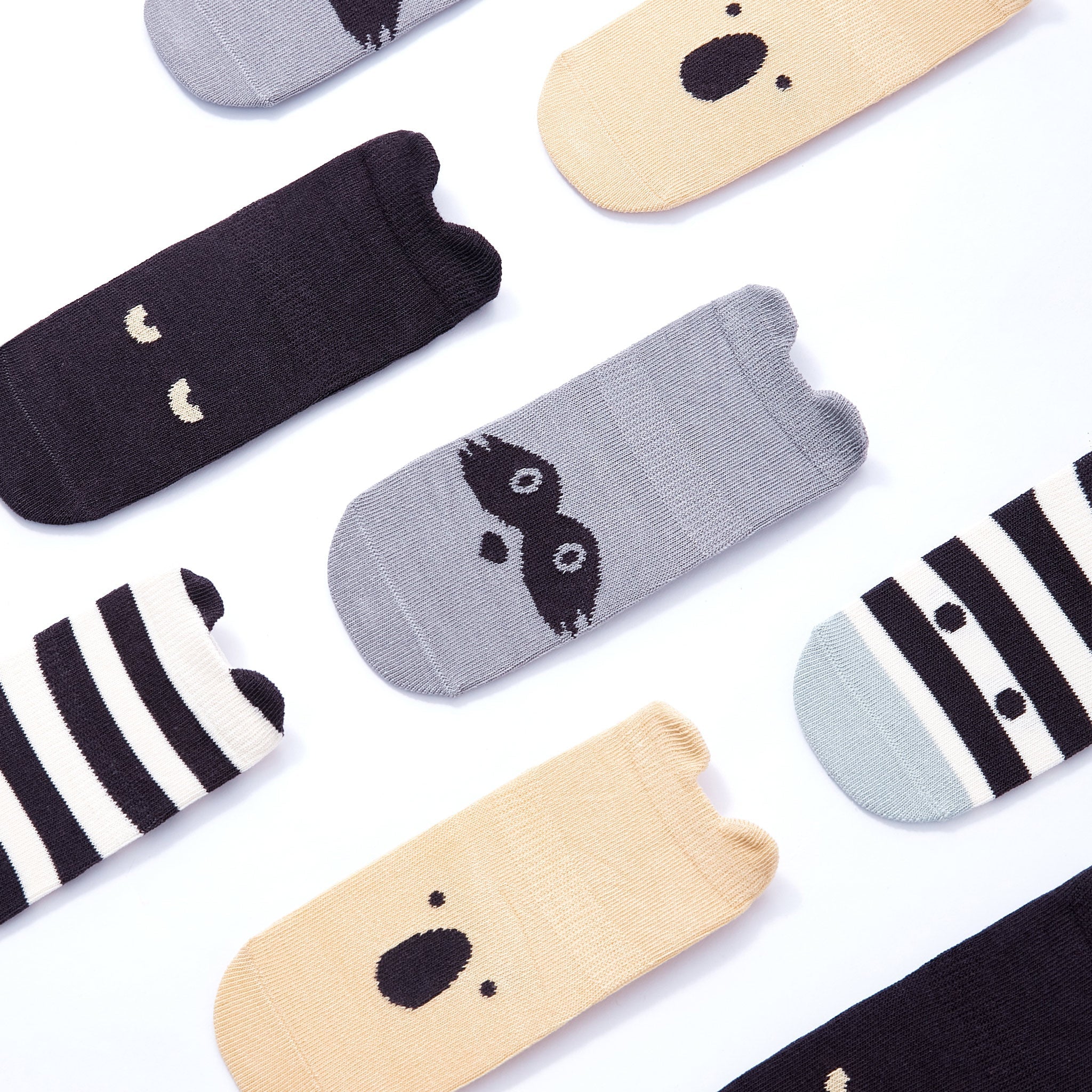 New- Into The Wild III- Organic- 4 Pairs of Stay-On Baby & Toddler Non-Slip Socks - Snag N' Style
