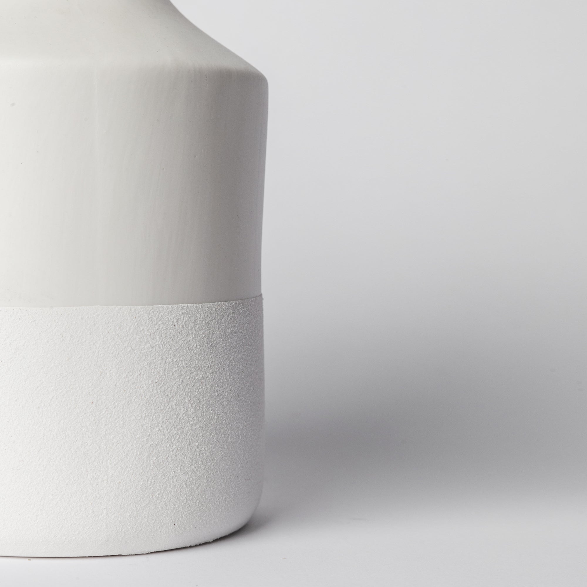 216 — Minimalist Ceramic Vase | Matte Finish Home Decor - Snag N' Style