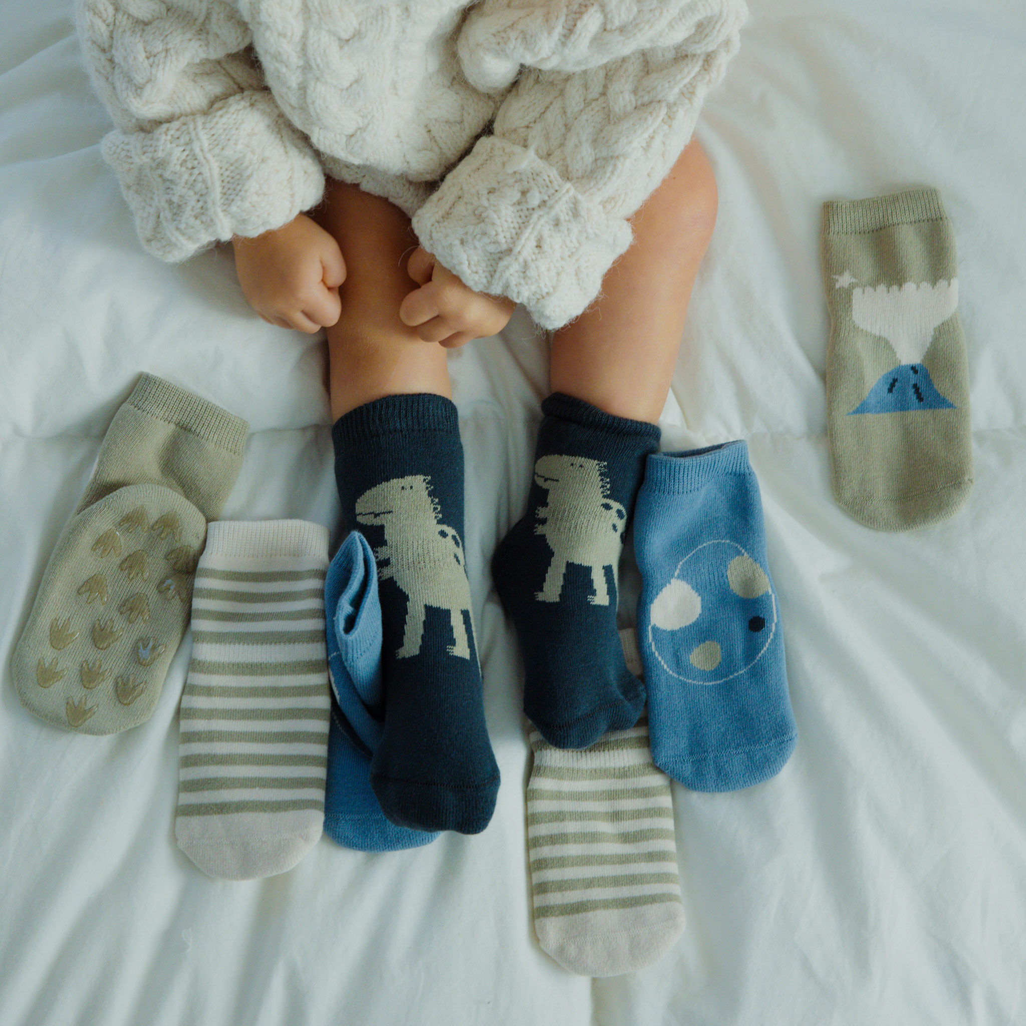 New- Dinosaur- Organic- 4 Pairs of Stay-On Baby & Toddler Non-Slip Socks - Snag N' Style