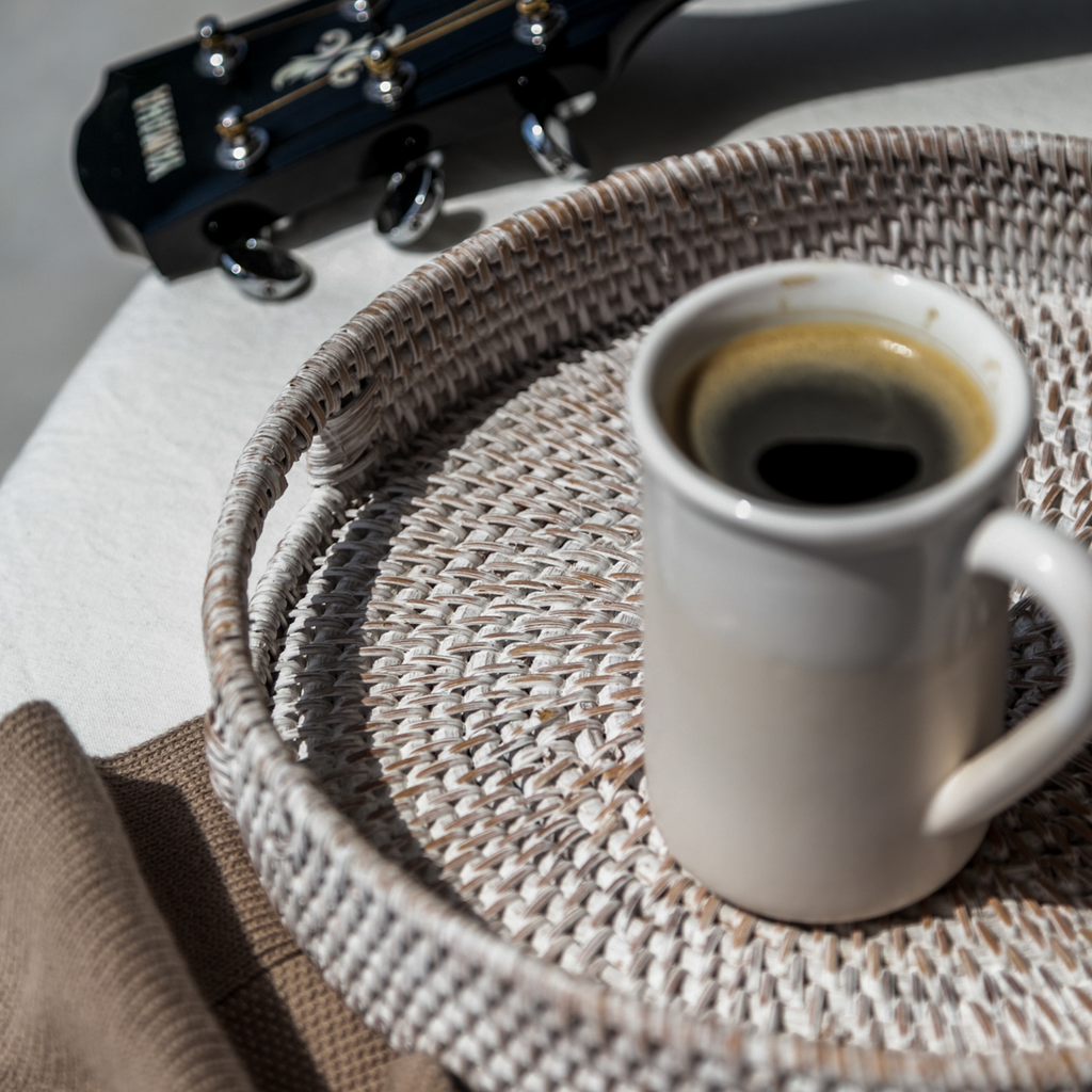404 Round Rattan Tray — Decorative White Woven Tray for Coffee Table & Home - Snag N' Style