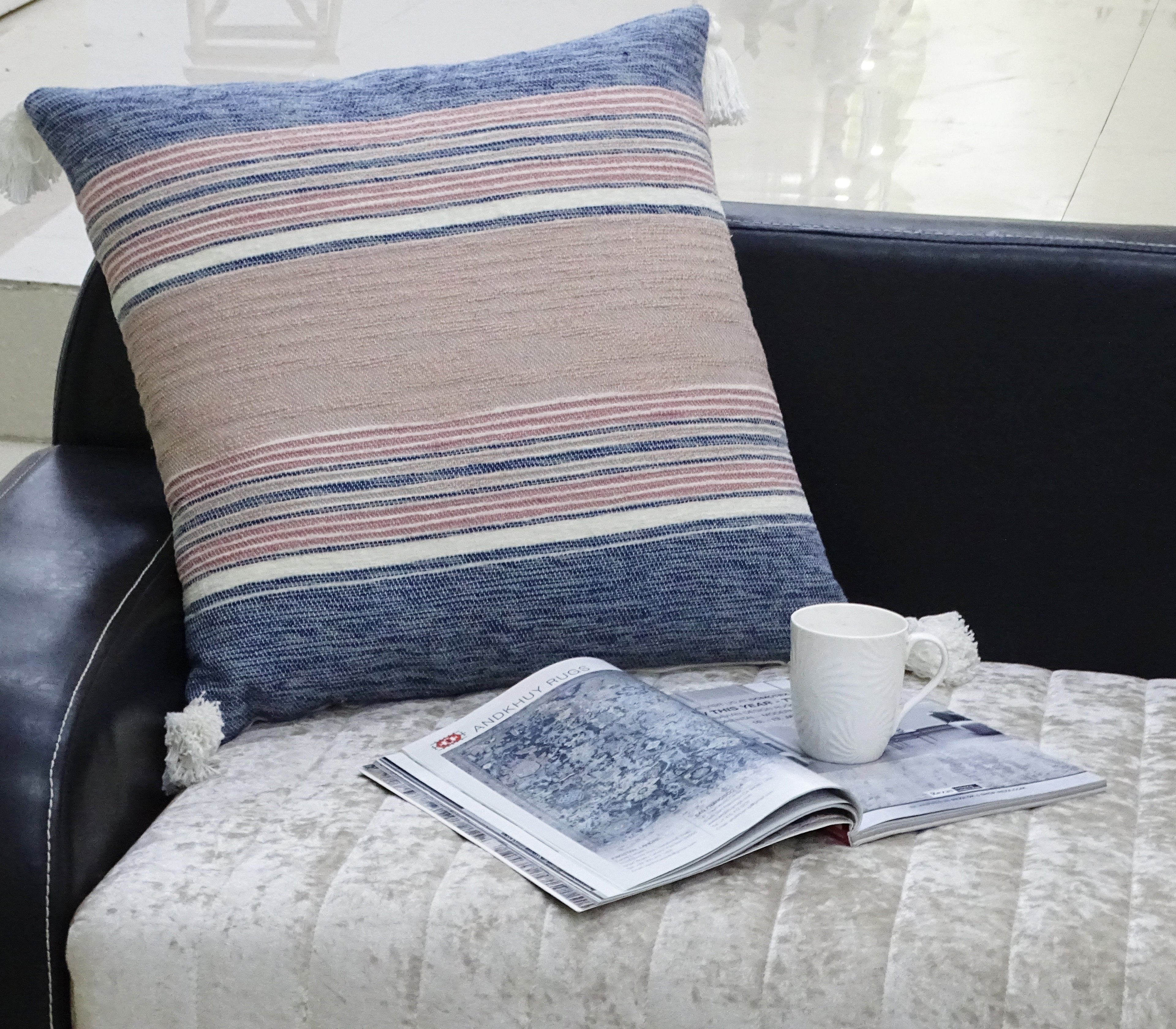 22" X 22" Throw Pillow for couch with Tassels - Snag N' Style