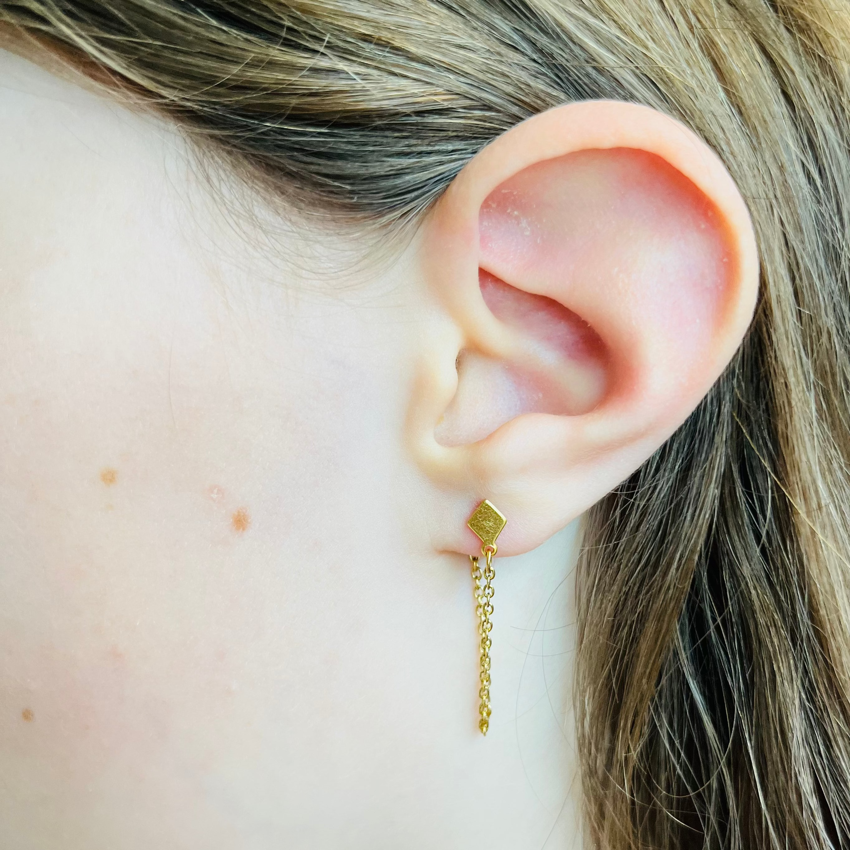 Small Diamond & Chain Studs - Snag N' Style