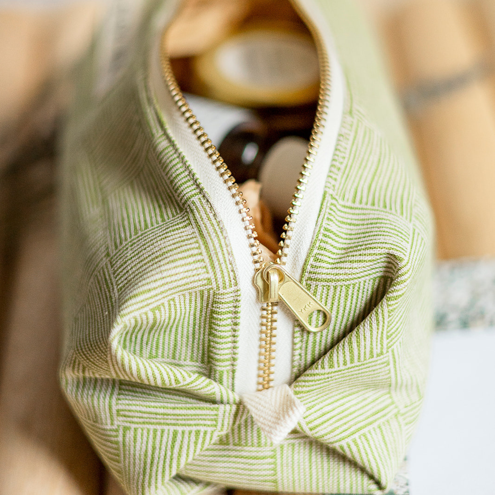 Travel Pouch - Greenhouse - Snag N' Style