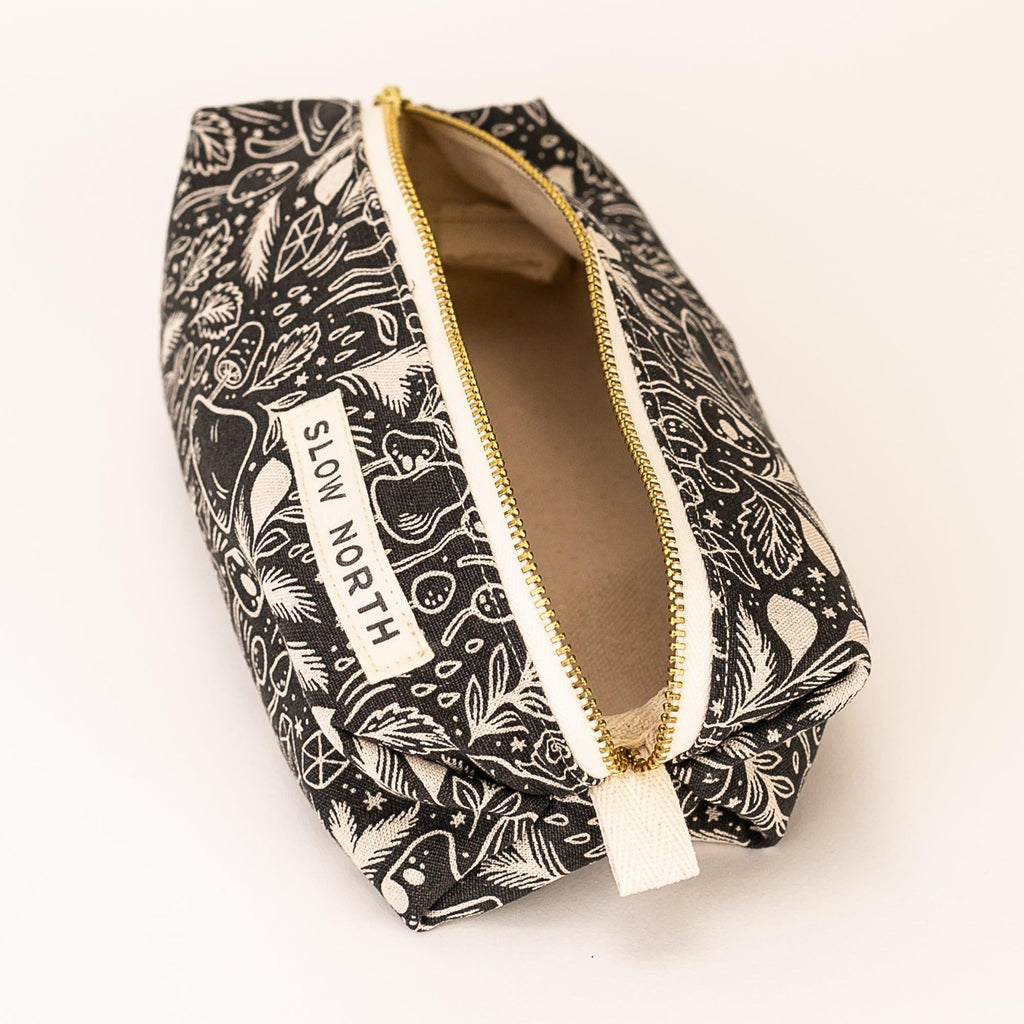 Travel Pouch - Mystical Mushroom - Snag N' Style