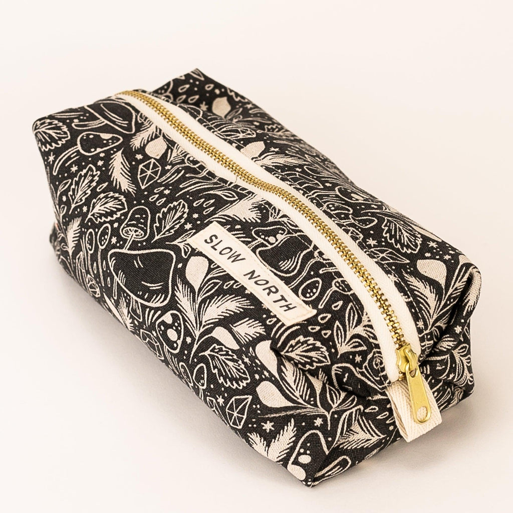 Travel Pouch - Mystical Mushroom - Snag N' Style